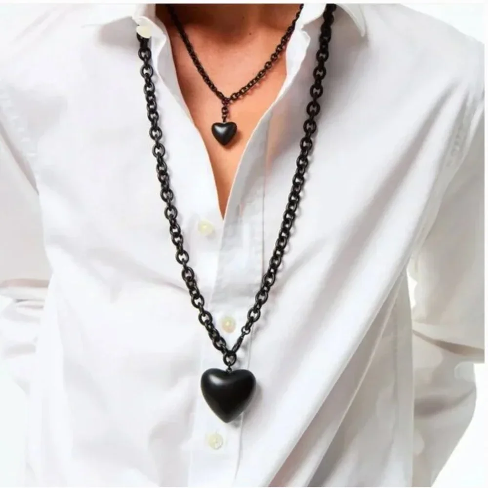 BEST Roxanne Assoulin The Puffy Heart Necklace Black Noir - Picture 2 of 4